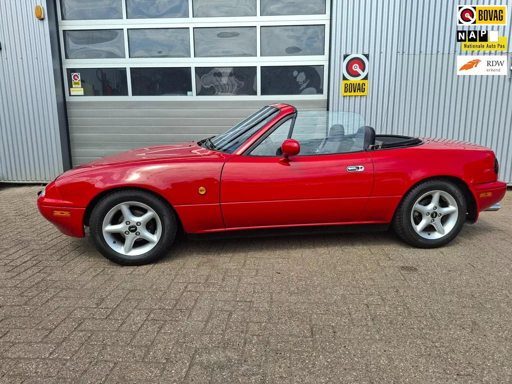 Mazda MX-5 1.6i-16V