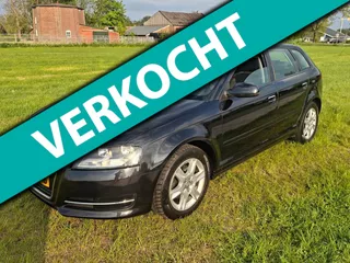 Audi A3 Sportback 1.6 TDI Attraction Pro Line Business Trekhaak Clima