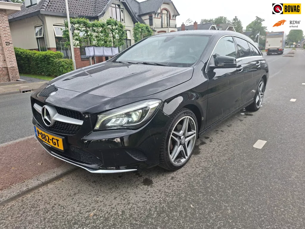 Mercedes-Benz CLA-klasse Shooting Brake 180 6-Hand Trekhaak Xenon Navi 18 Inch