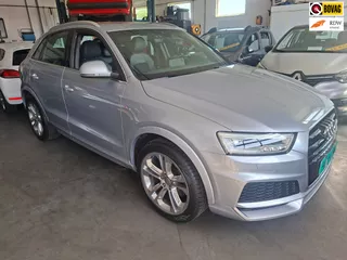 Audi Q3 2.0 TFSI quattro S-Line Trekhaak Camera Side Assist Leren int.