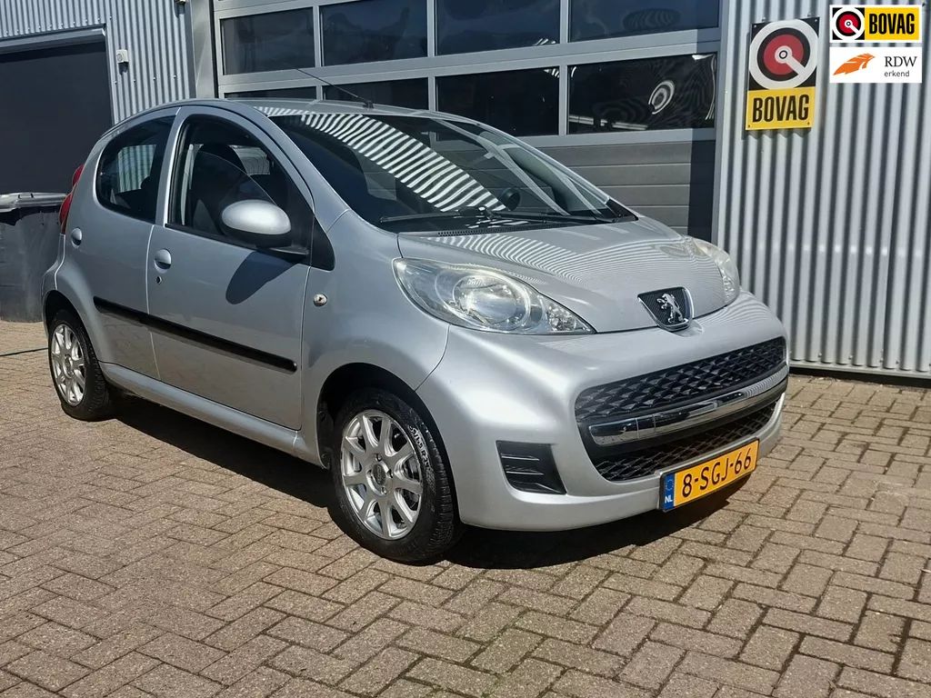 Peugeot 107 1.0-12V Urban Move Airco 5 Deurs Lichtmetalen velgen